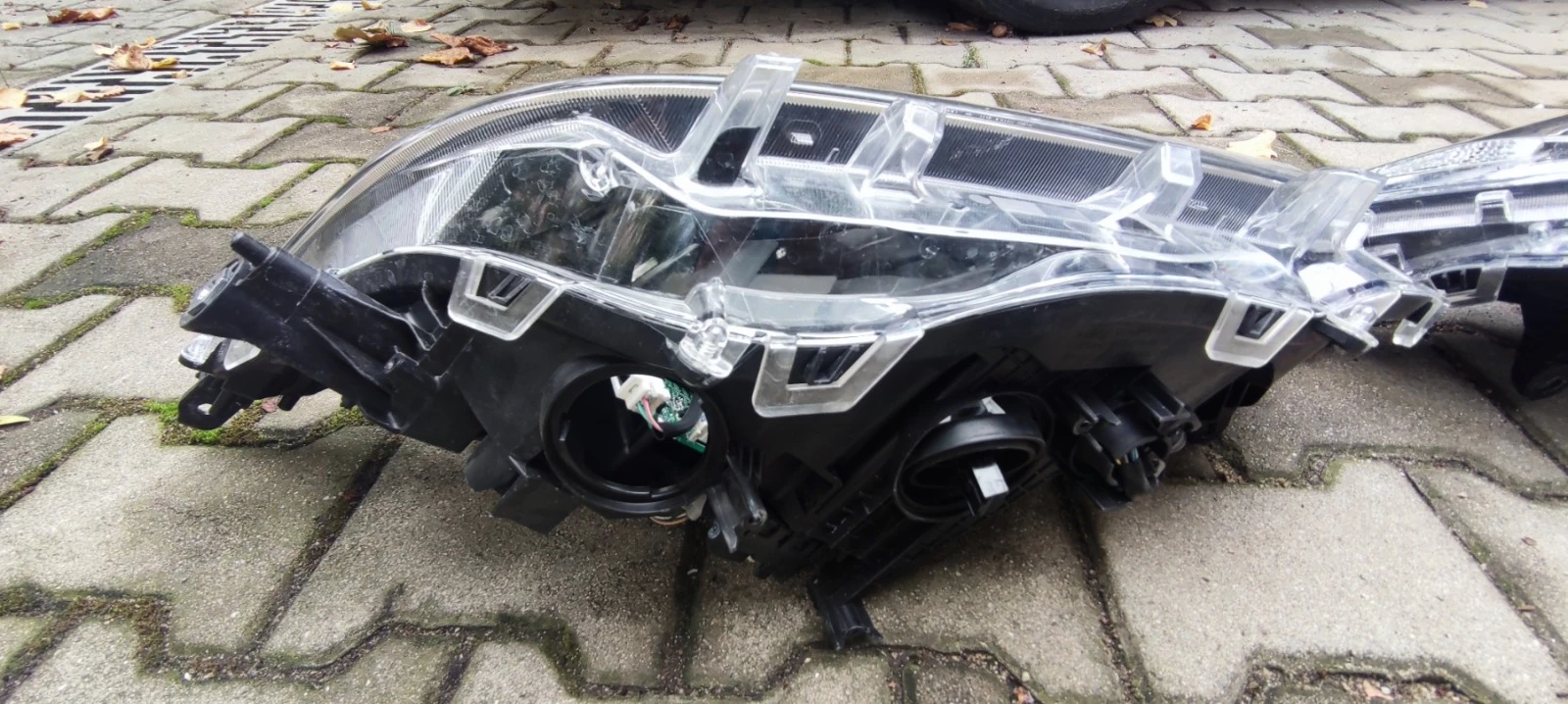   Toyota RAV4  2023  | Mobile.bg   4