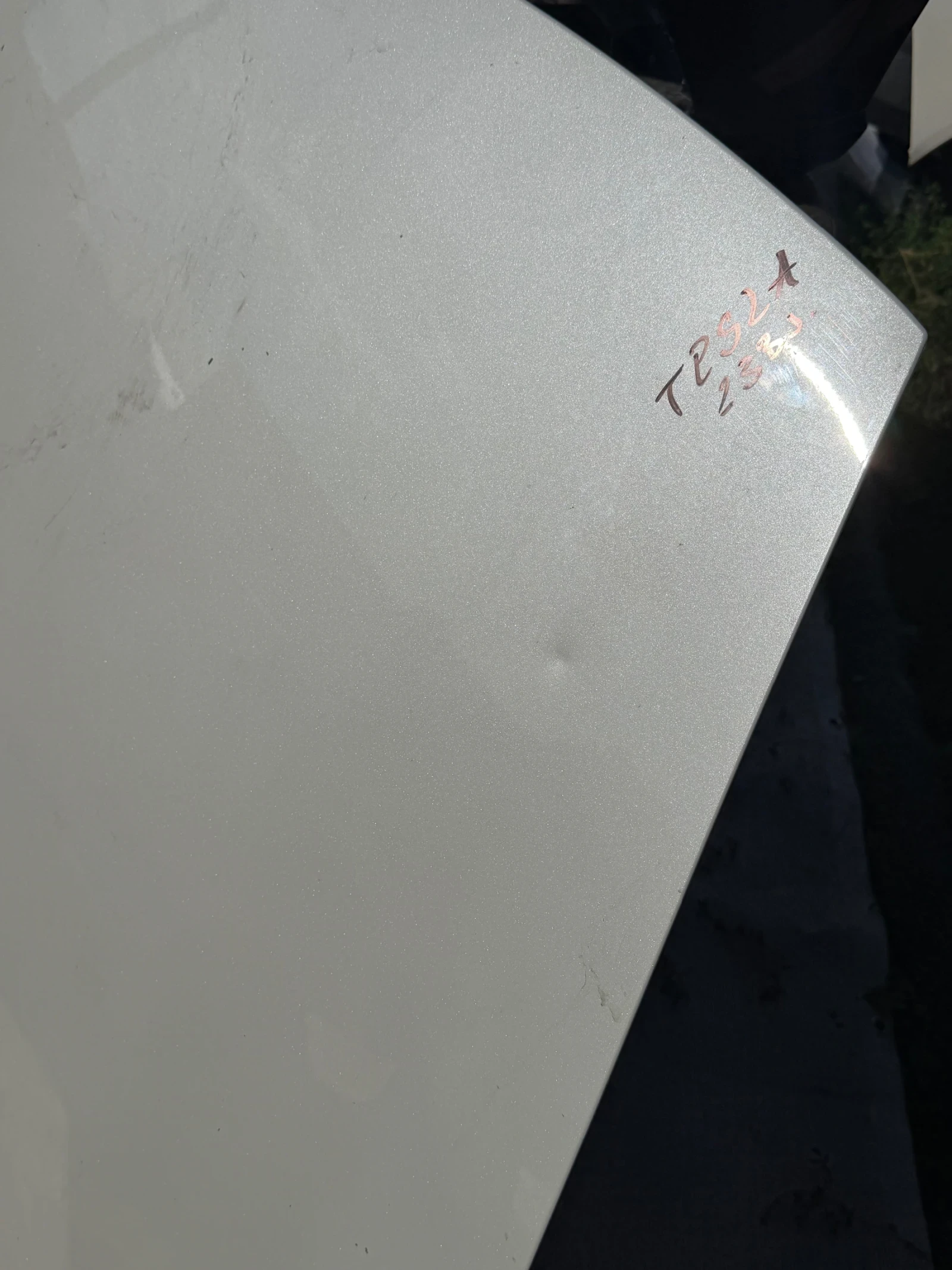 Преден капак Tesla Model Y Juniper, снимка 3 - Части - 56439969
