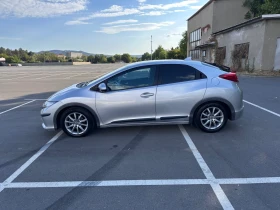 Honda Civic 1.8 I-vtec, снимка 3
