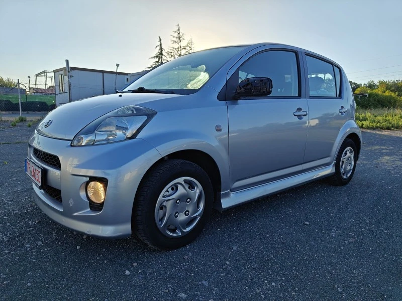 Daihatsu Sirion 1.3i-119000км. Клима, снимка 1 - Автомобили и джипове - 46515989