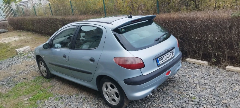 Peugeot 206, снимка 8 - Автомобили и джипове - 48268356