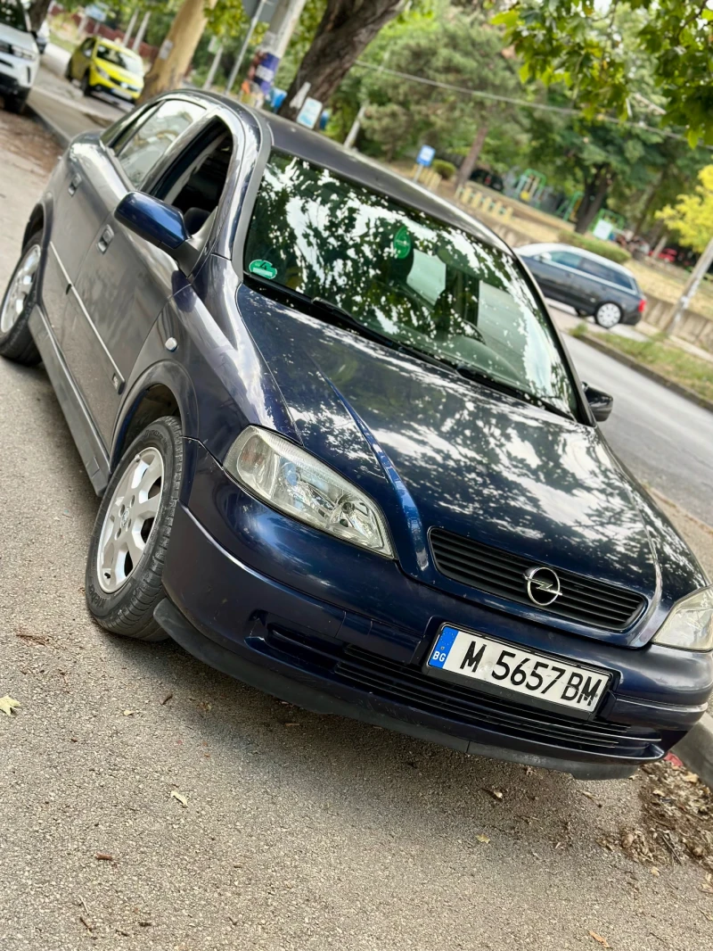 Opel Astra, снимка 1 - Автомобили и джипове - 49010583