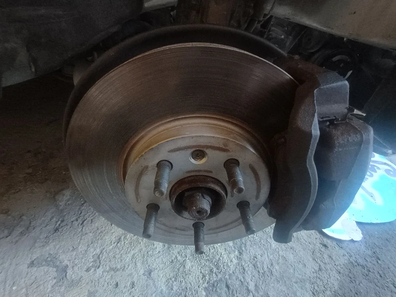 Opel Astra 1.6vvt 116кс, снимка 14 - Автомобили и джипове - 51317572