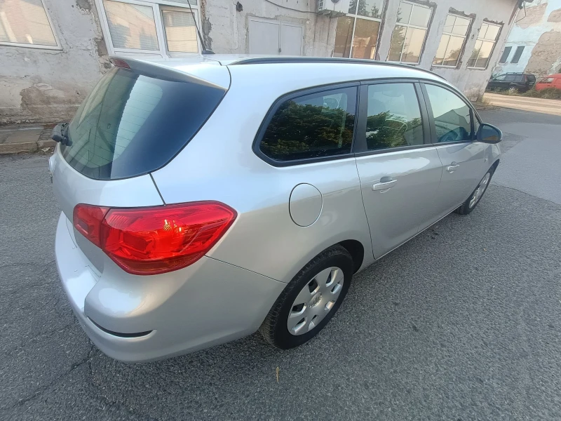 Opel Astra 1.6vvt 116кс, снимка 6 - Автомобили и джипове - 51317572