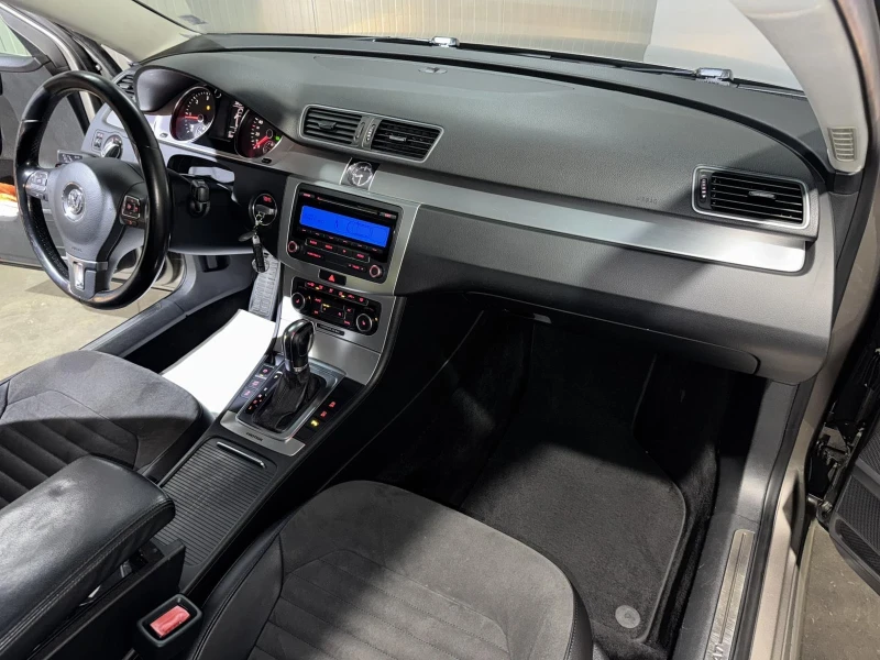 VW Passat 2.0 TDI 4X4, снимка 7 - Автомобили и джипове - 52590199