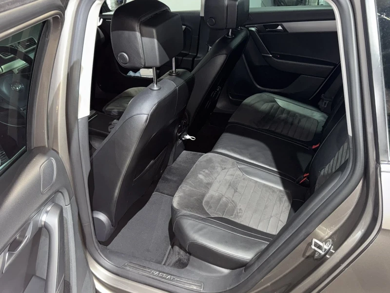 VW Passat 2.0 TDI 4X4, снимка 8 - Автомобили и джипове - 52590199