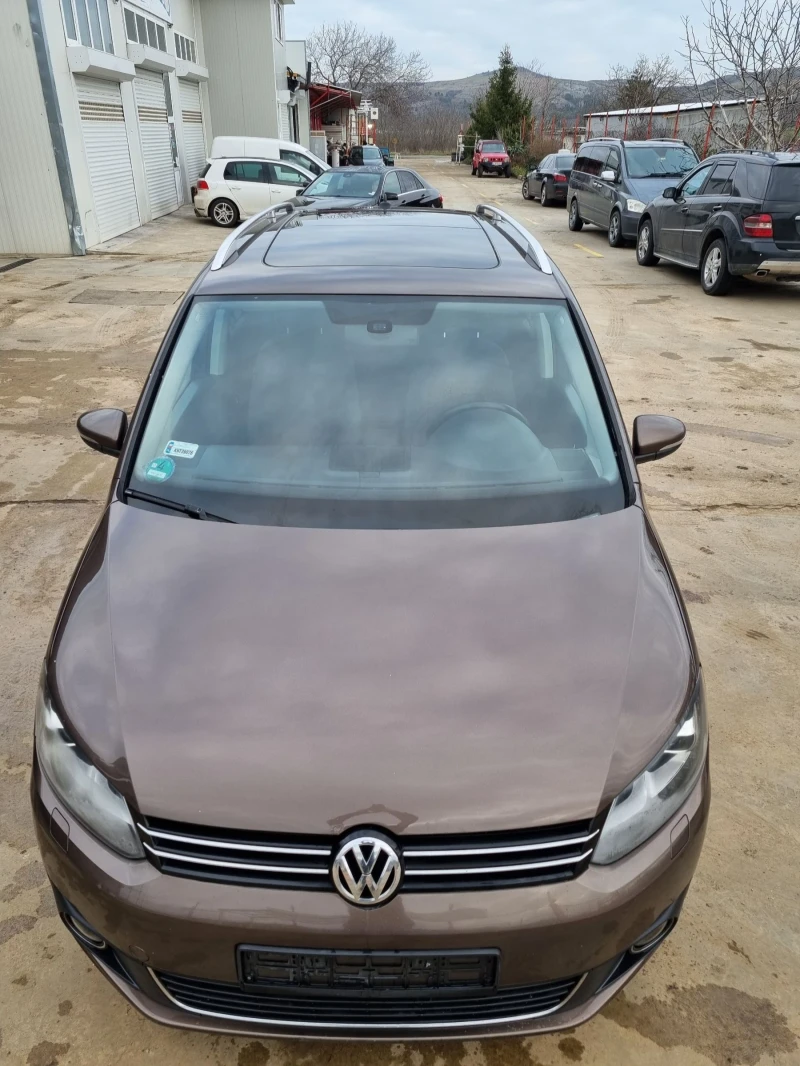 VW Touran, снимка 6 - Автомобили и джипове - 53477904