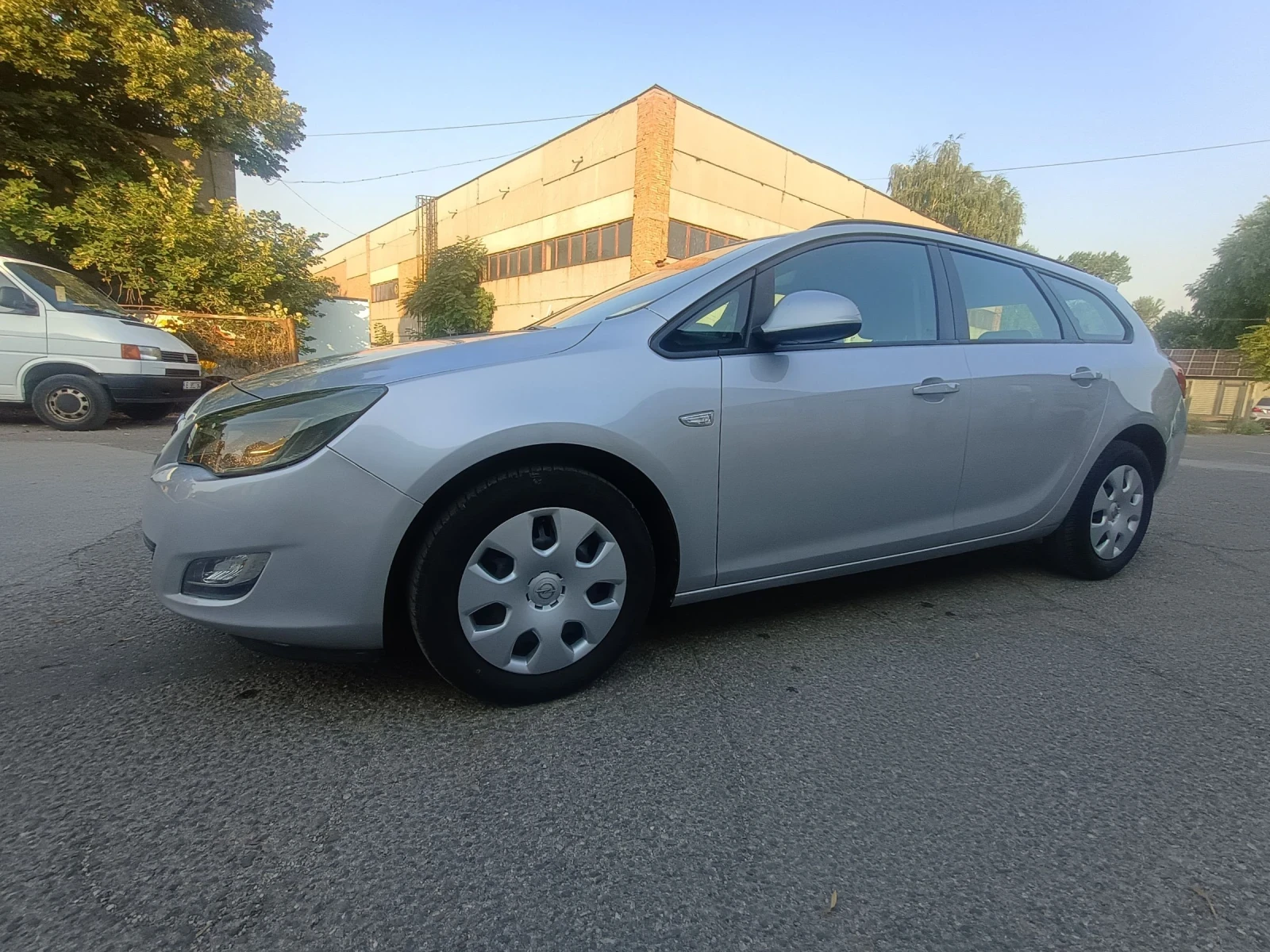 Opel Astra 1.6vvt 116кс, снимка 1