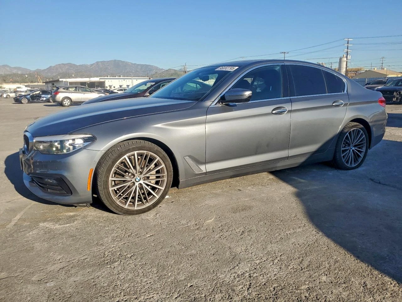 BMW 530 HEAD UP| GESTURE| 360| CARPLAY, снимка 1