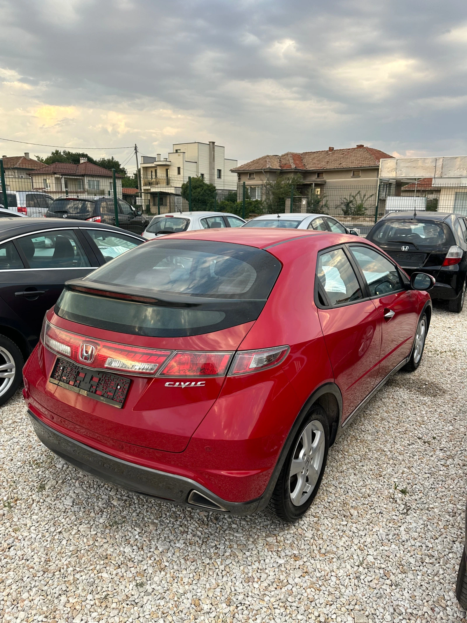 Honda Civic Бензин - изображение 4
