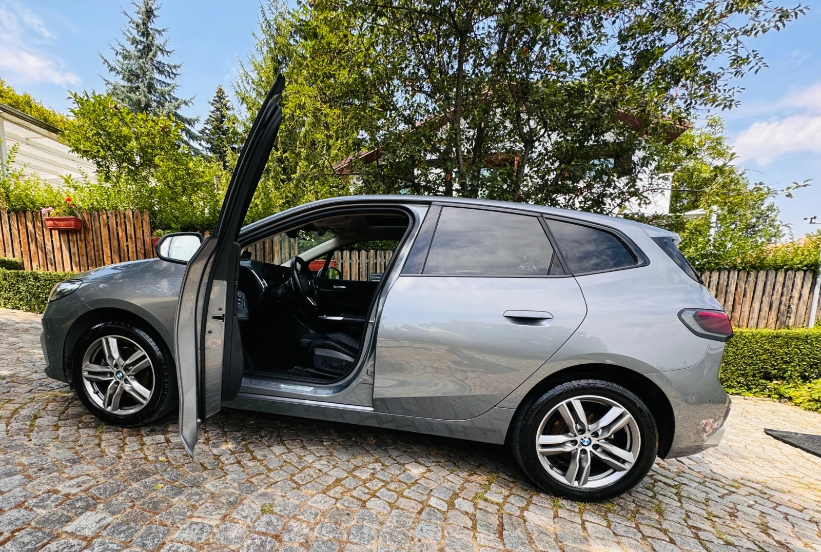 BMW 2 Active Tourer 218i - изображение 4