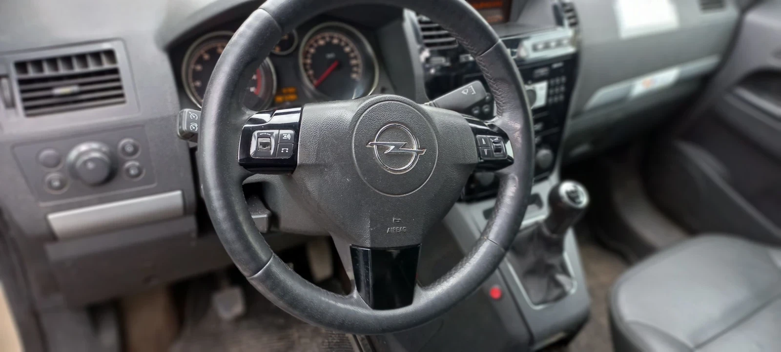Opel Zafira ВАН - изображение 5
