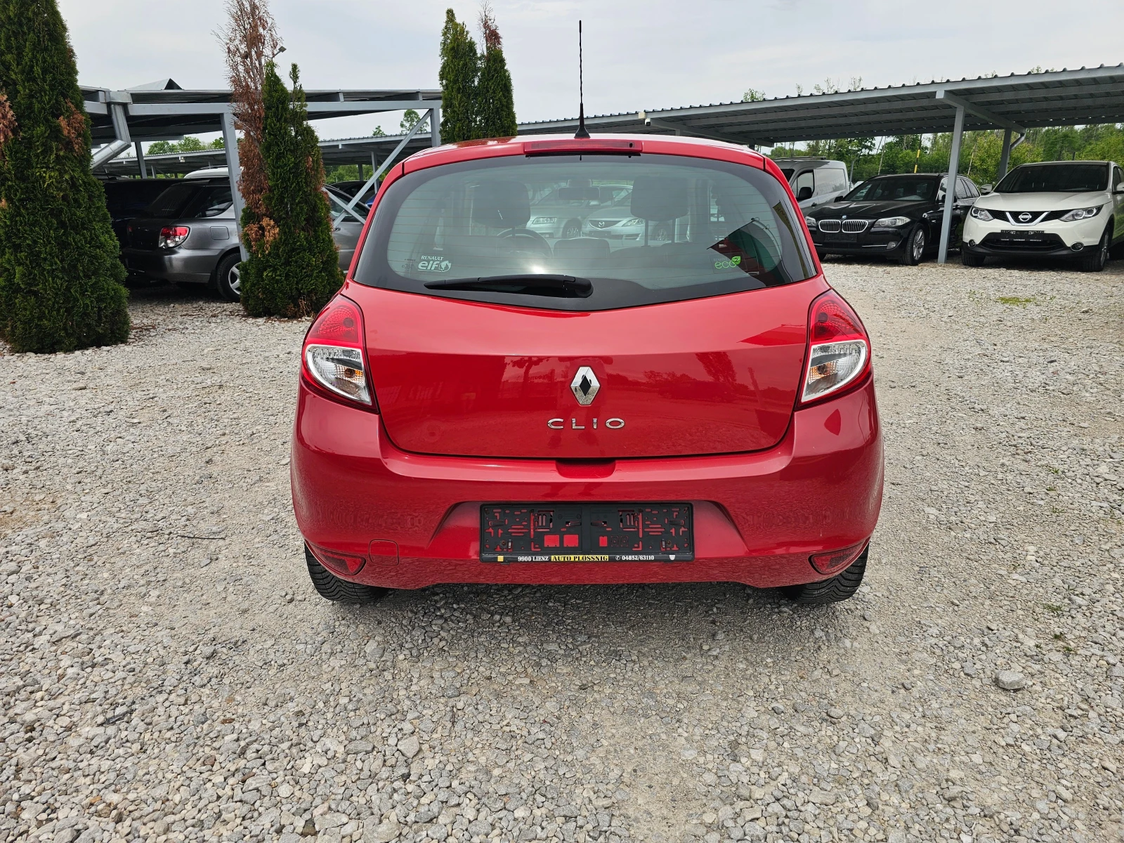Renault Clio 1.2 КЛИМАТИК РЕАЛНИ КИЛОМЕТРИ - изображение 4
