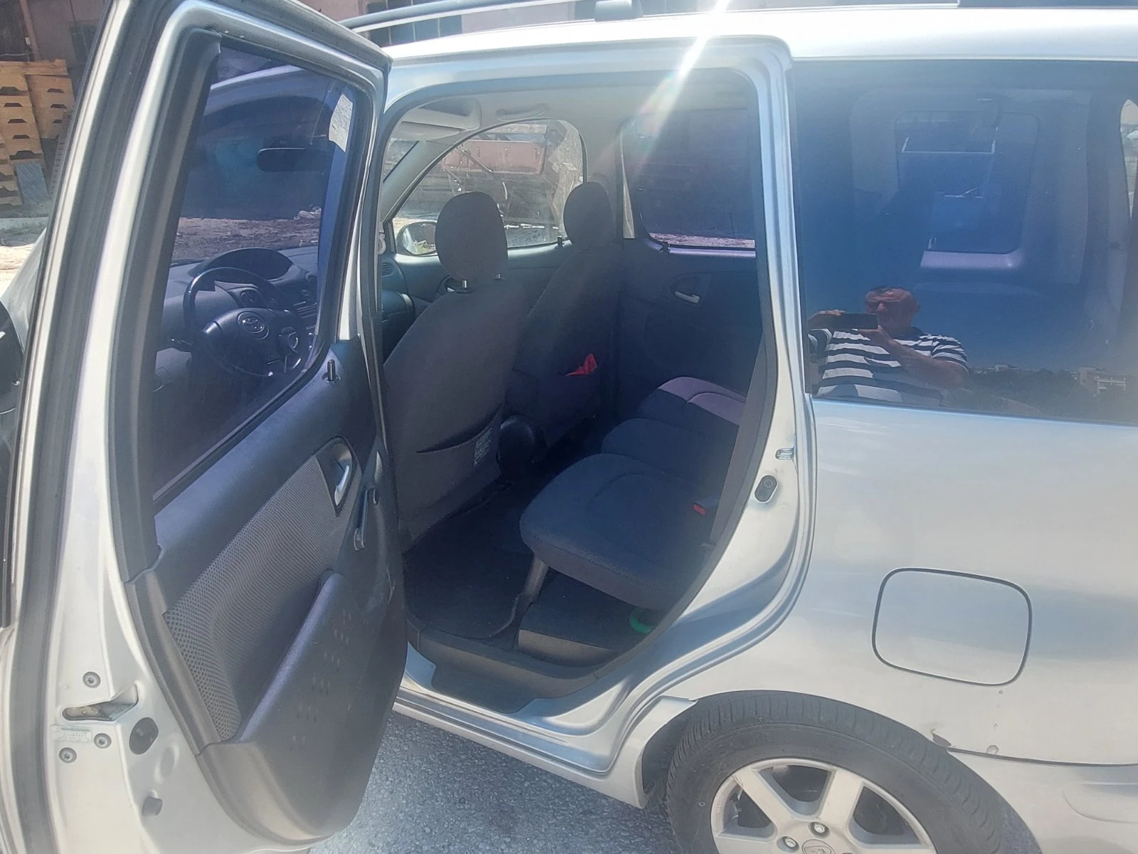Toyota Yaris verso  - изображение 5