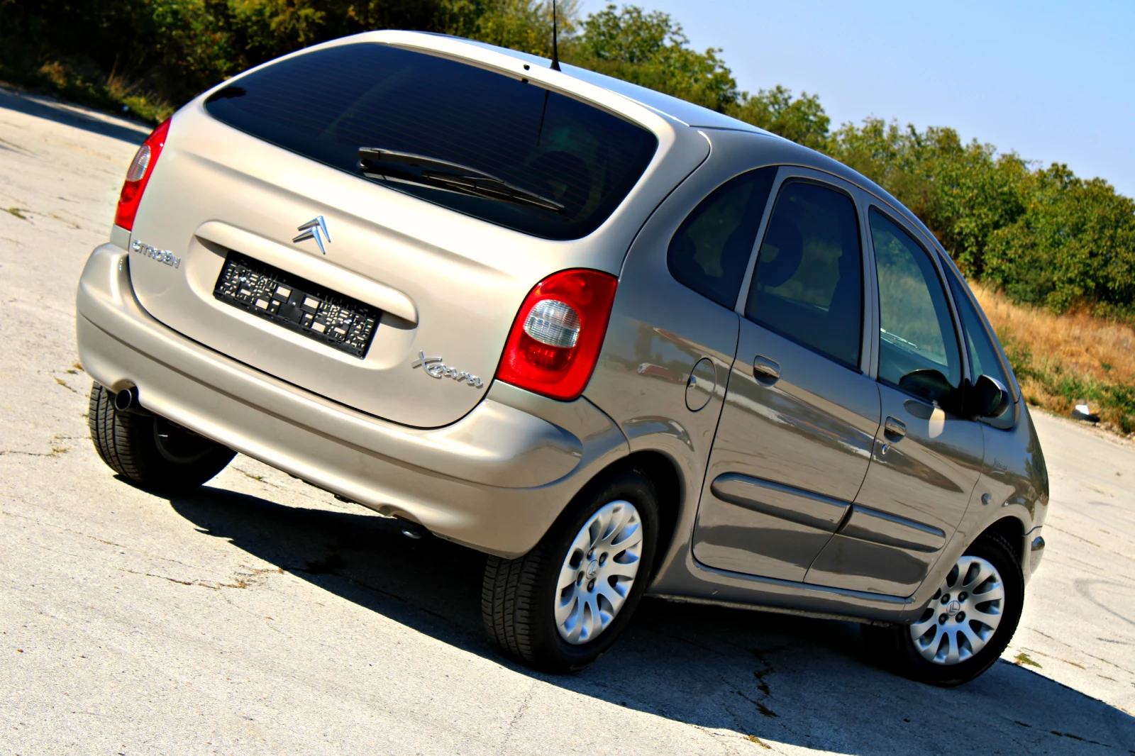 Citroen Xsara picasso 2.0 HDi КАТО НОВ - изображение 2