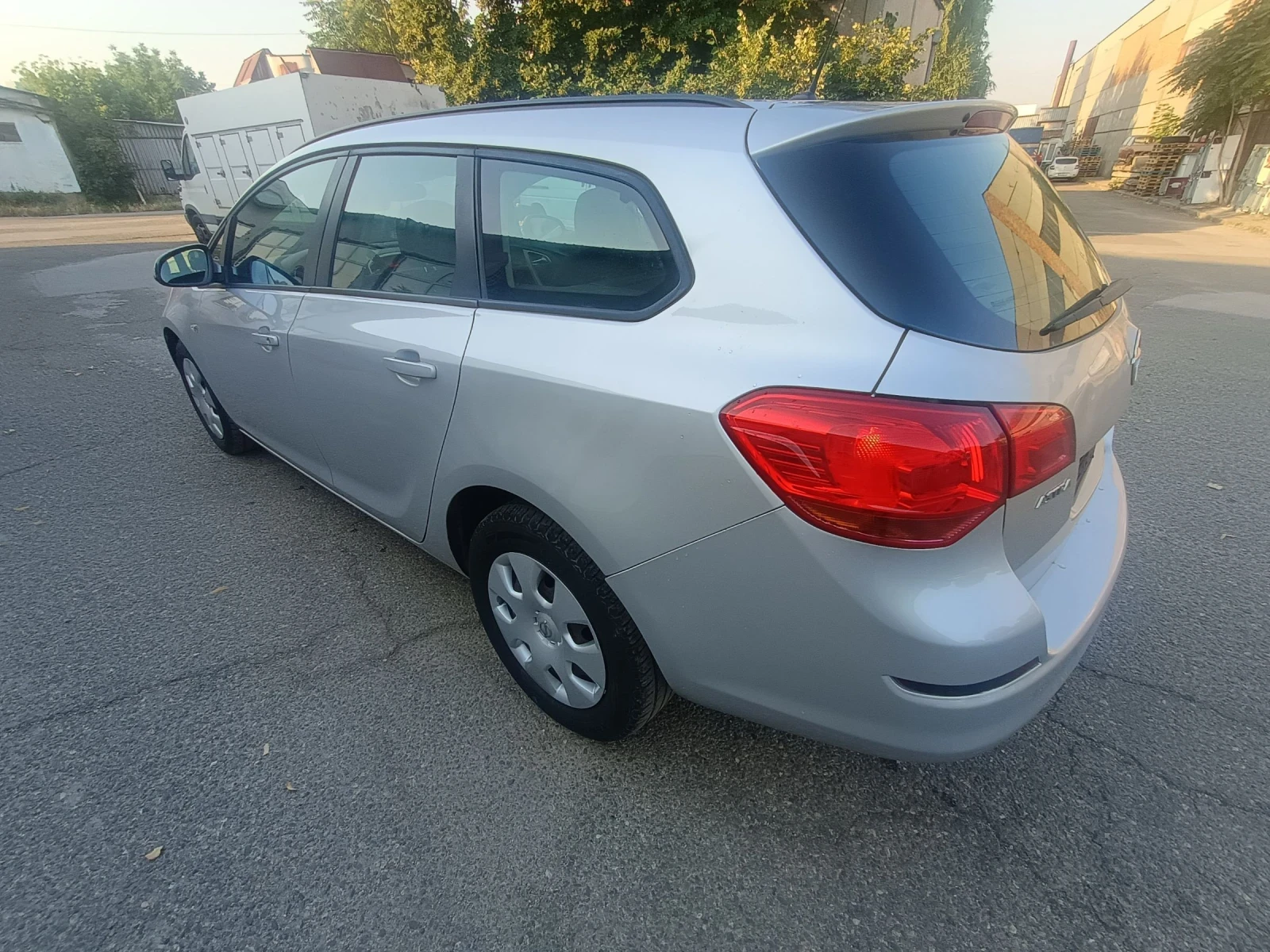 Opel Astra 1.6vvt 116кс - изображение 8