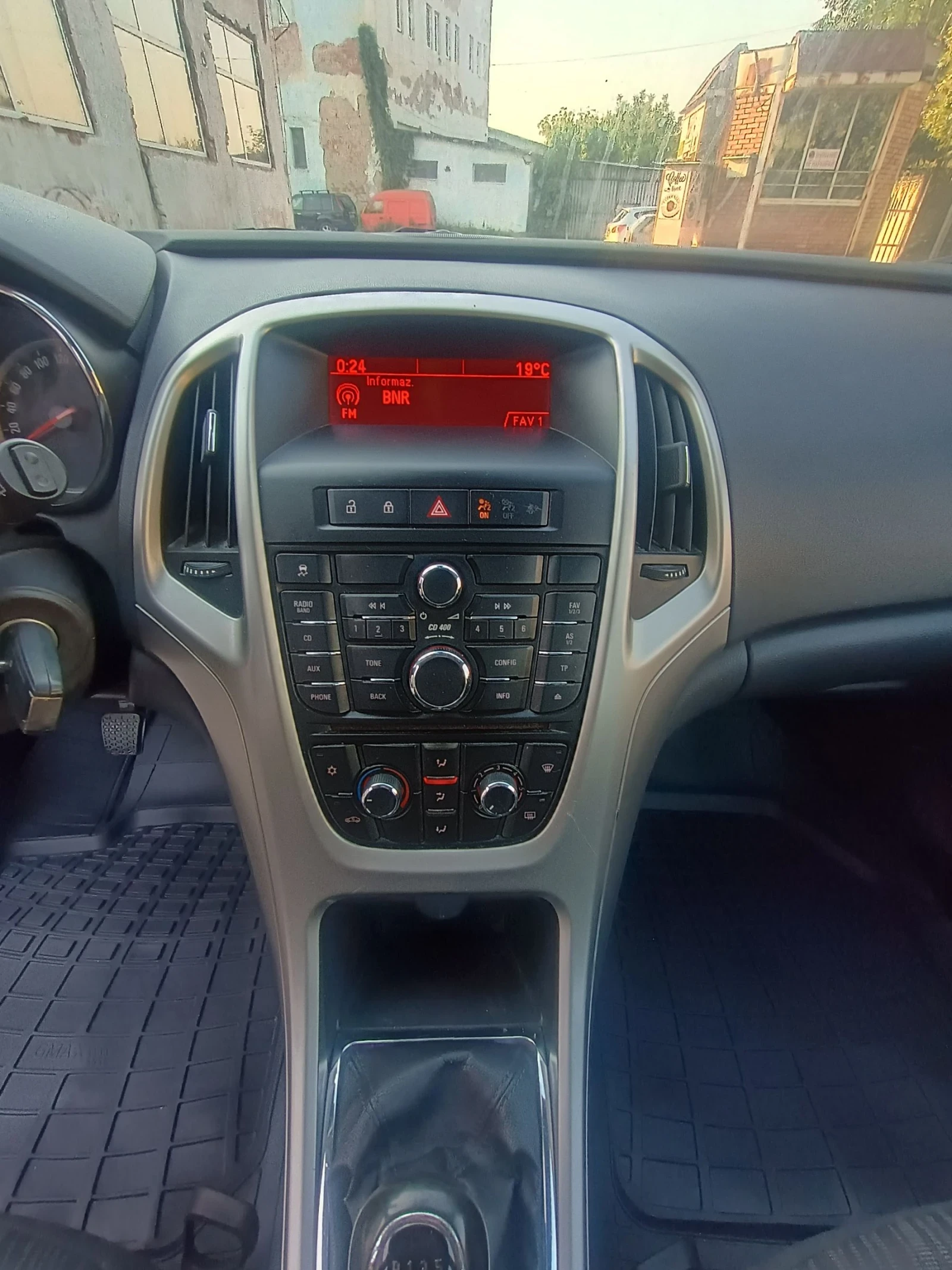 Opel Astra 1.6vvt 116кс - изображение 10