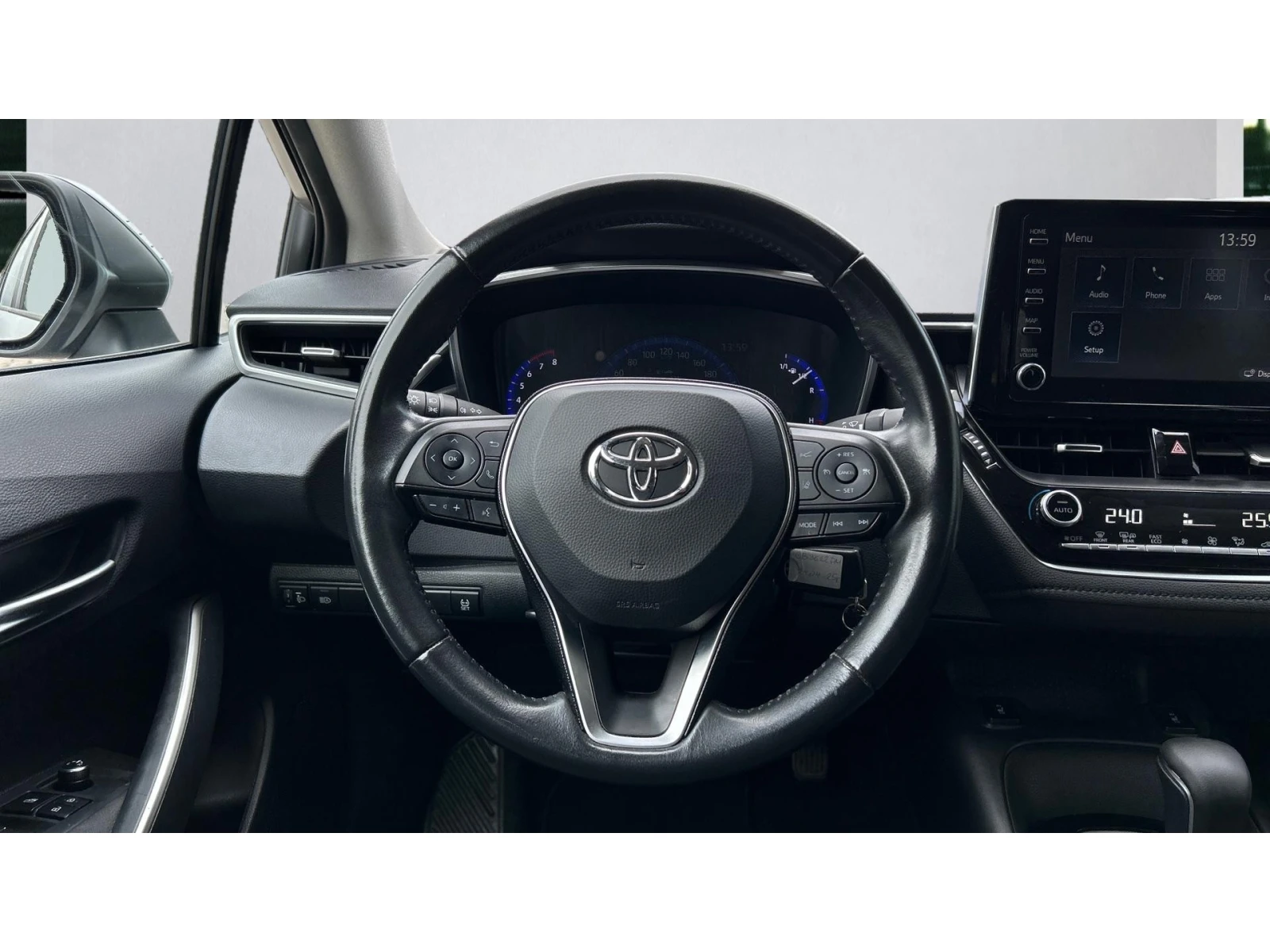 Toyota Corolla 1.6 VVT-i  A/T, Месечна вноска от 411 лв. - изображение 9