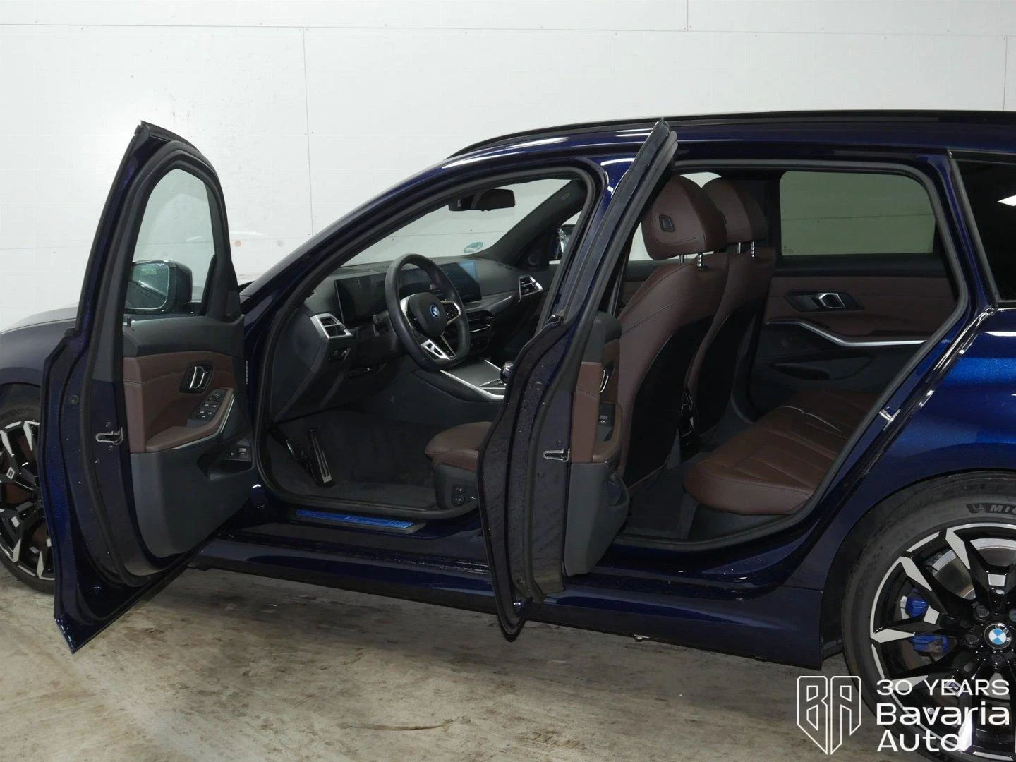 BMW 330 e Touring M Sport Paket Sportautomatic - изображение 5