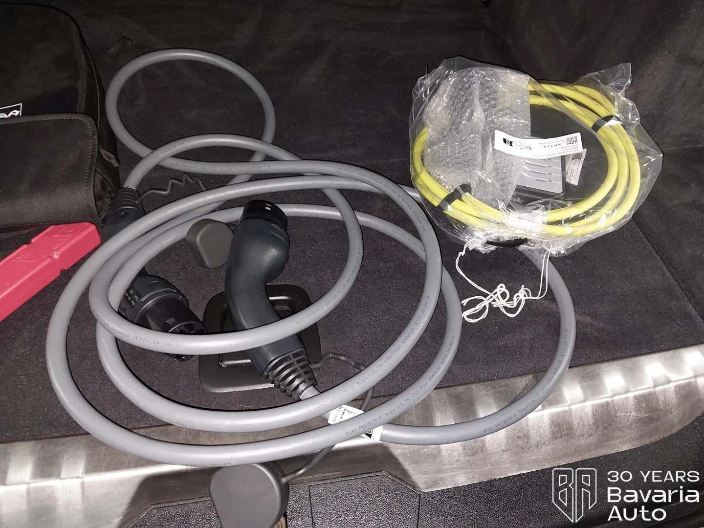 BMW 330 e Touring M Sport Paket Sportautomatic | Mobile.bg   14