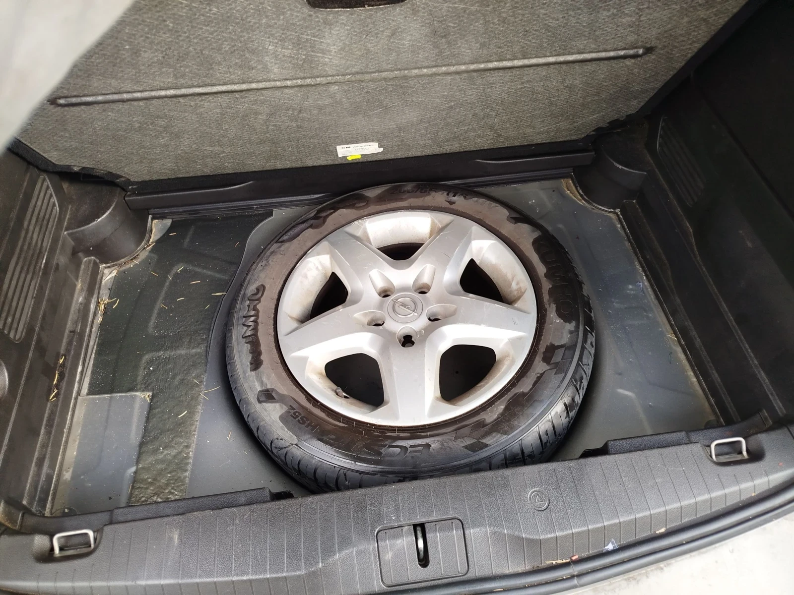 Opel Meriva 1.3 - изображение 8