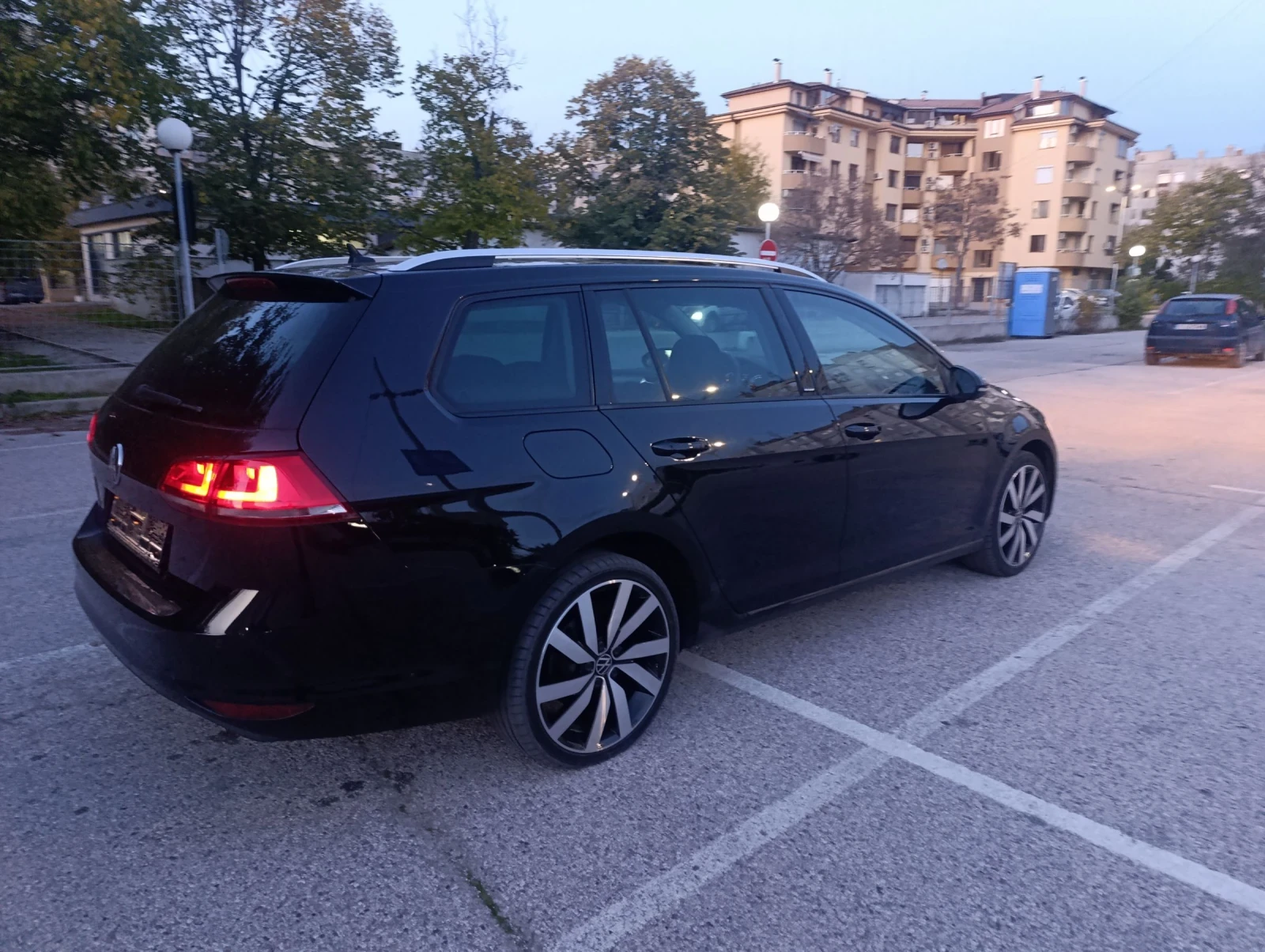 VW Golf 1.6 TDI 110.. ALLSTAR  | Mobile.bg   13