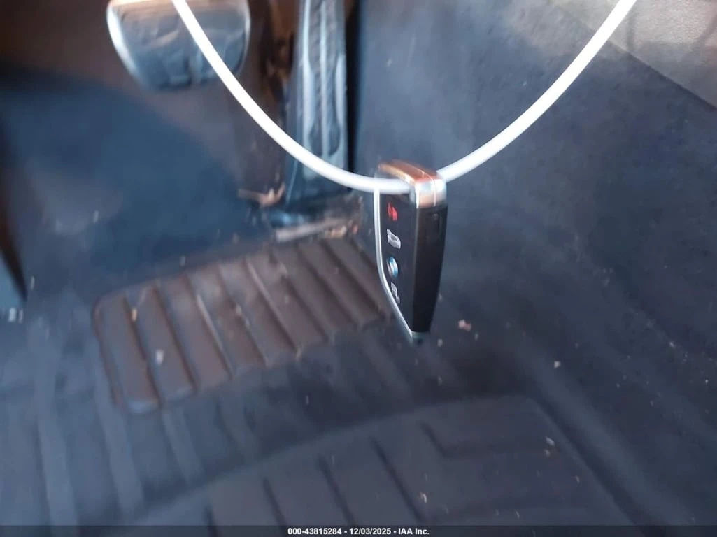 BMW M3 COMPETITION  CARFAX | Mobile.bg � ����������� 11