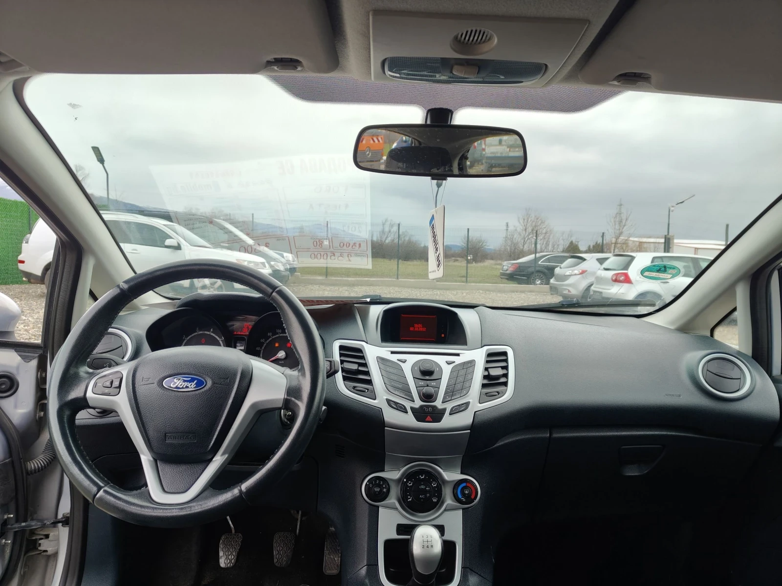 Ford Fiesta 1.3i evro5 80 Klima  - изображение 9