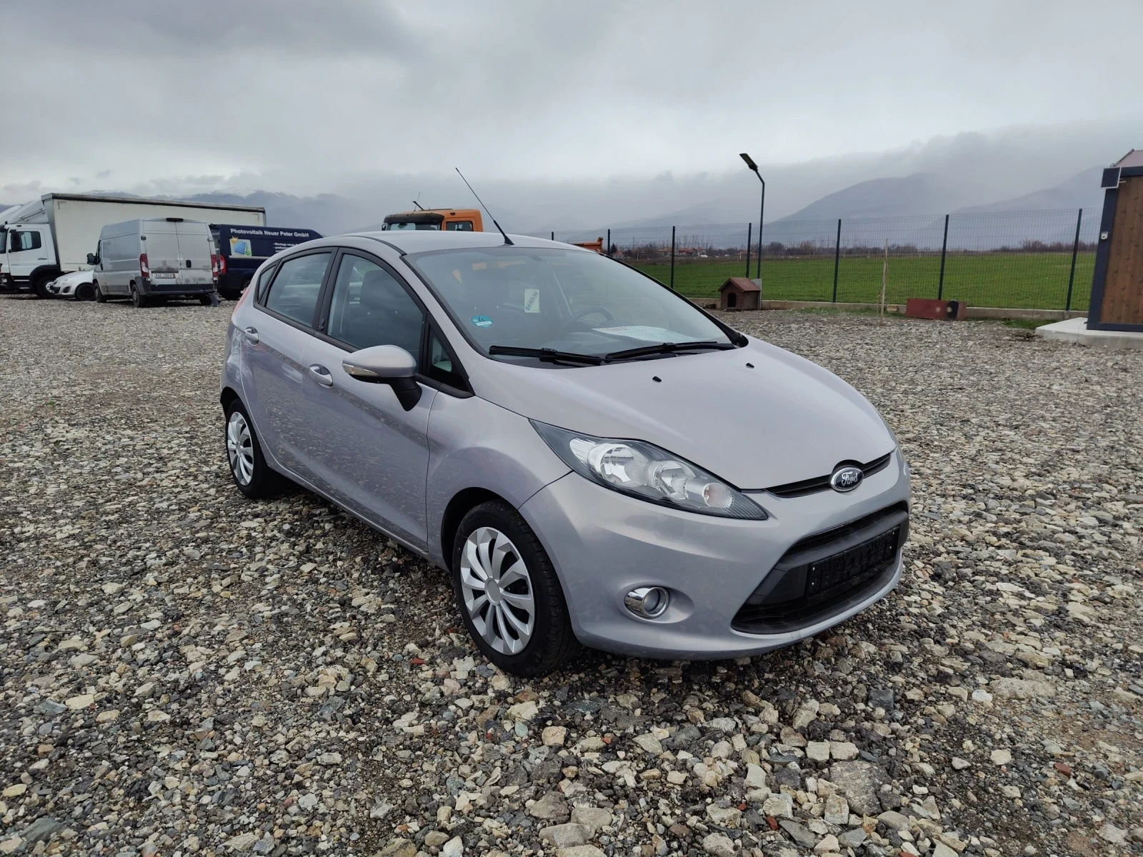 Ford Fiesta 1.3i evro5 80 Klima  - изображение 8