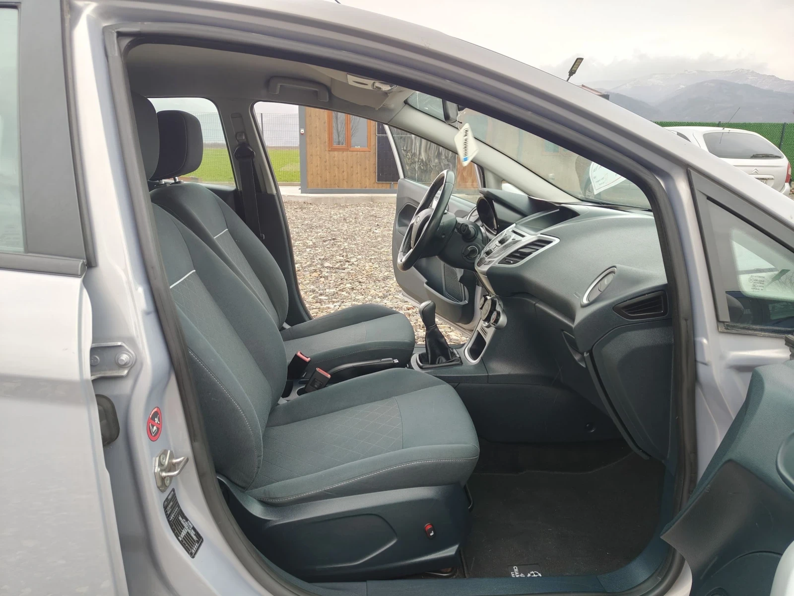Ford Fiesta 1.3i evro5 80 Klima  | Mobile.bg � ����������� 13