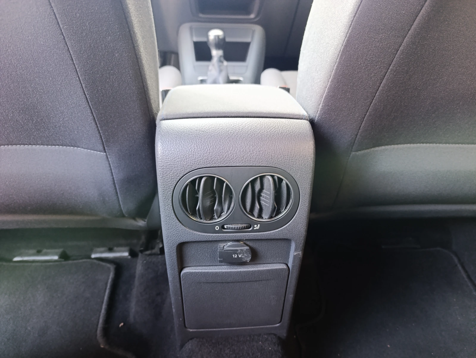 VW Golf Plus 1.6i, снимка 11 - Автомобили и джипове - 53932205