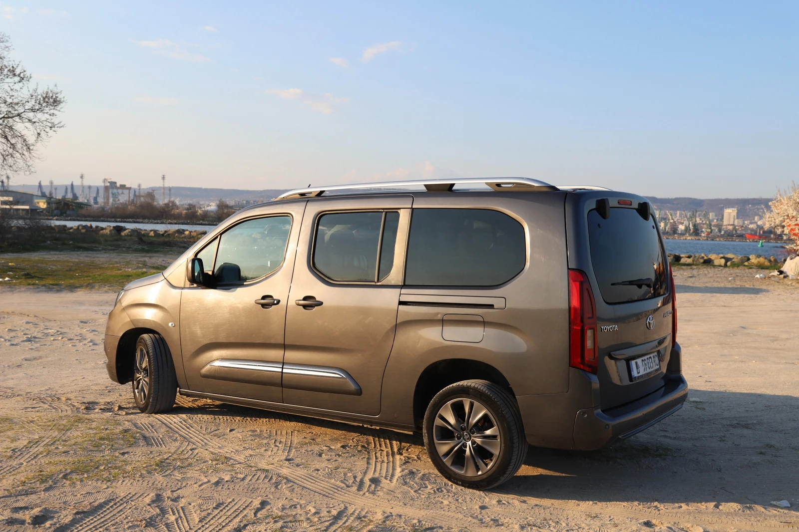 Toyota Proace City Family L2 7 | Mobile.bg � ����������� 5
