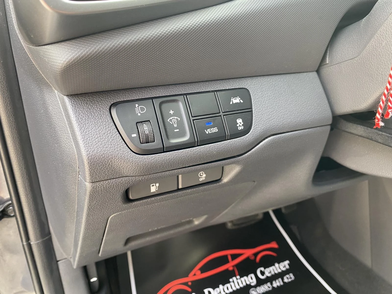 Hyundai Ioniq 38, снимка 12 - Автомобили и джипове - 54100386