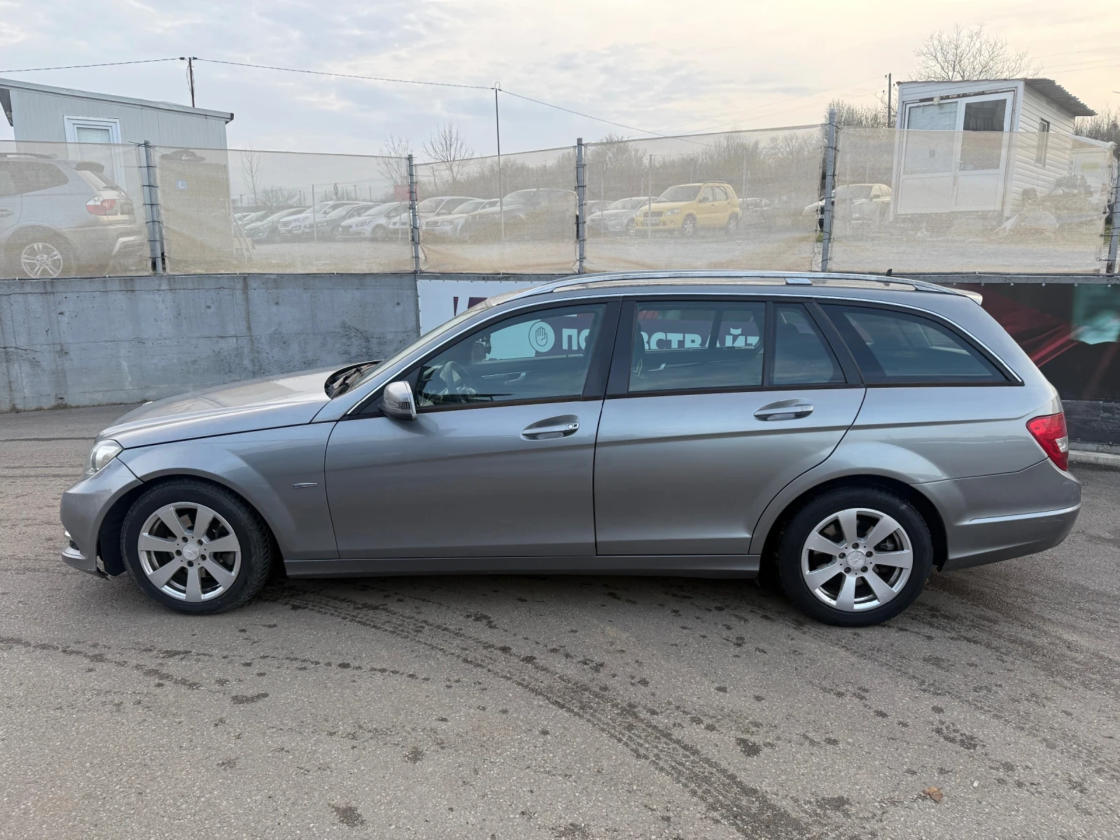 Mercedes-Benz C 250, снимка 3 - Автомобили и джипове - 54155706