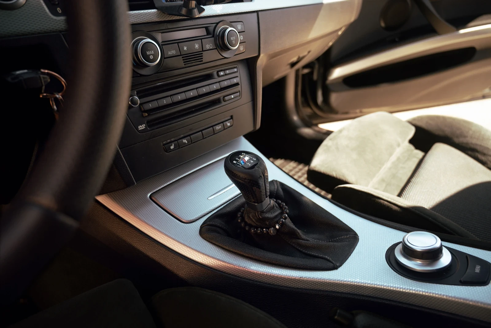 BMW 320 M packet , снимка 13 - Автомобили и джипове - 54292133