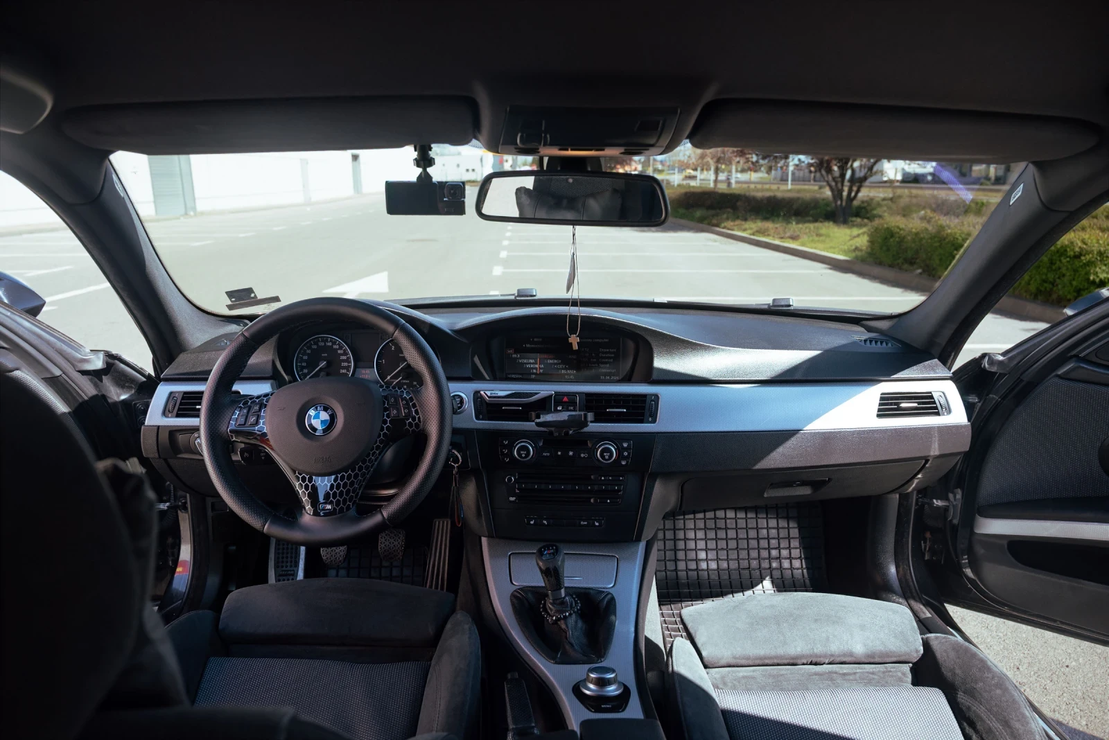 BMW 320 M packet , снимка 15 - Автомобили и джипове - 54292133