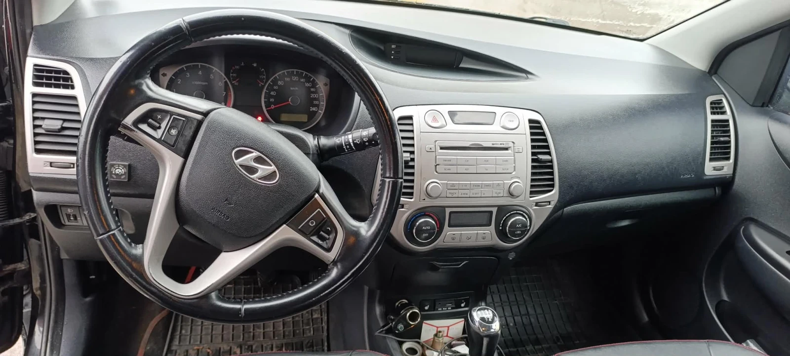 Hyundai I20 1.6, снимка 10 - Автомобили и джипове - 54634583