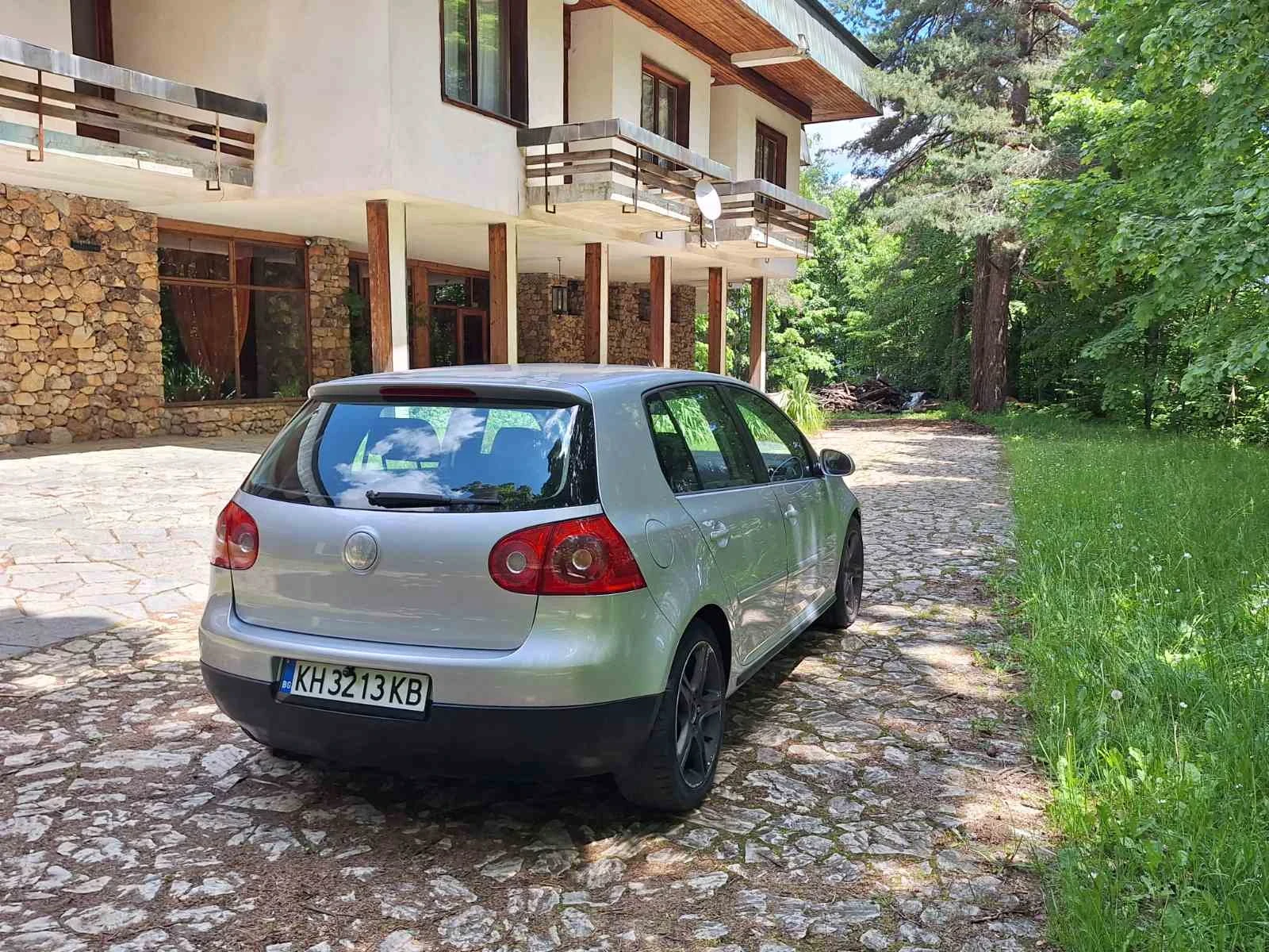 VW Golf, снимка 2 - Автомобили и джипове - 54722872