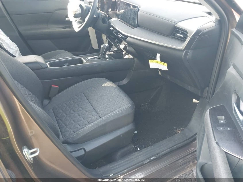 Nissan Micra 2.0L I-4 DOHC, VVT, 141HP Front Wheel Drive | Mobile.bg � ����������� 5