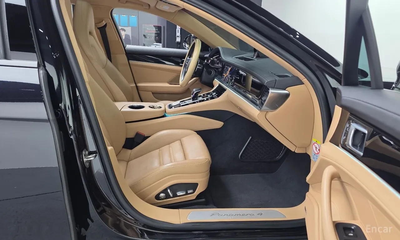 Porsche Panamera 971 3.0 AWD | Кожа | Панорама | Navi | Камера , снимка 11 - Автомобили и джипове - 54997497