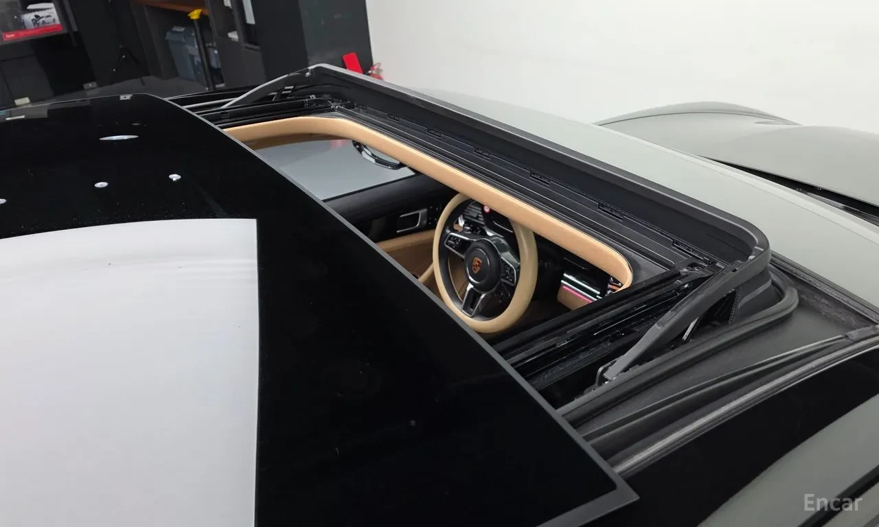 Porsche Panamera 971 3.0 AWD | Кожа | Панорама | Navi | Камера , снимка 17 - Автомобили и джипове - 54997497