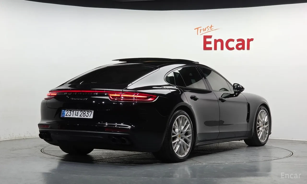 Porsche Panamera 971 3.0 AWD | Кожа | Панорама | Navi | Камера , снимка 2 - Автомобили и джипове - 54997497