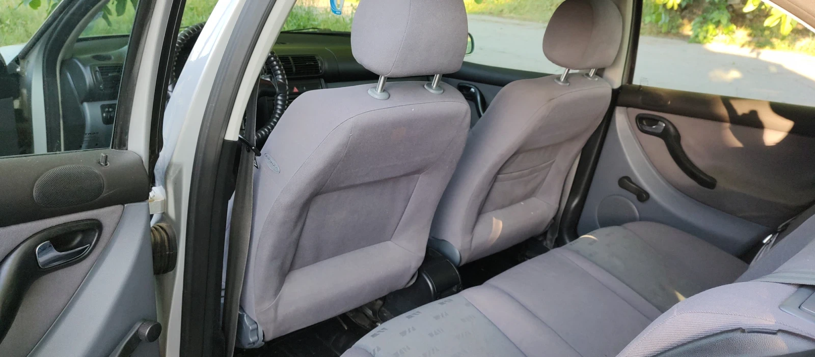 Seat Leon, снимка 8 - Автомобили и джипове - 55031732