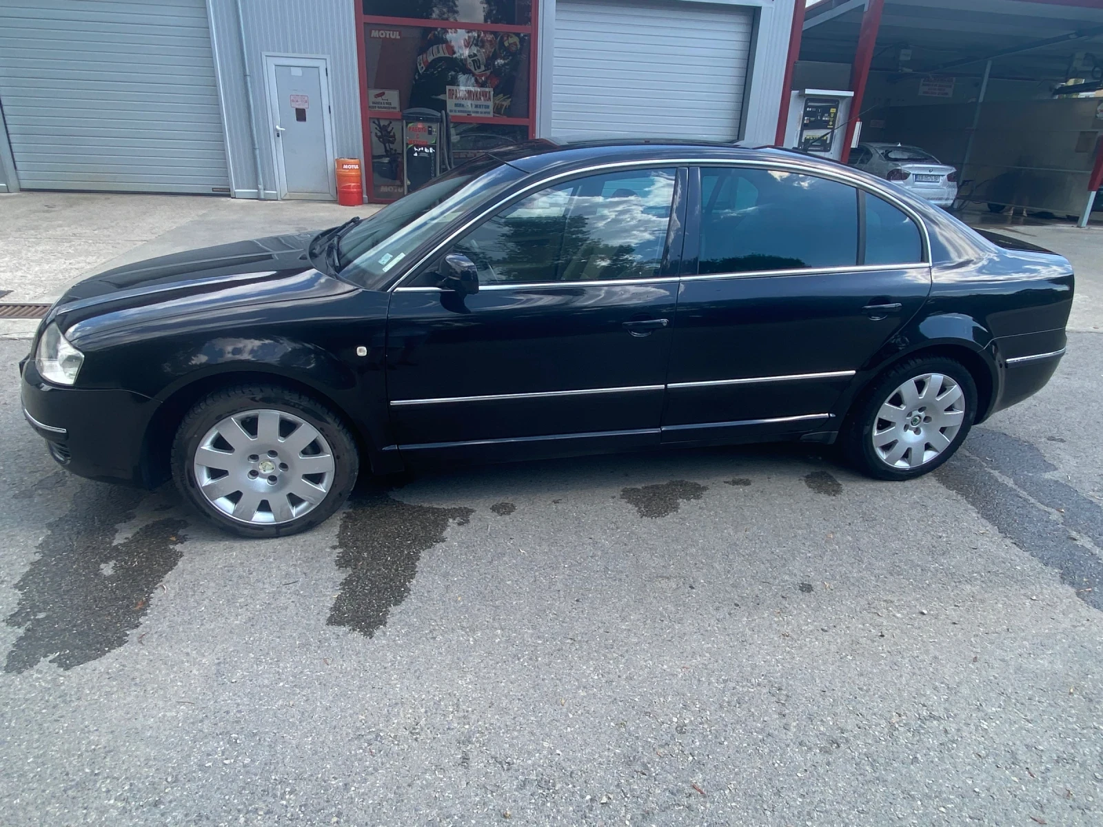 Skoda Superb, снимка 2 - Автомобили и джипове - 55155247