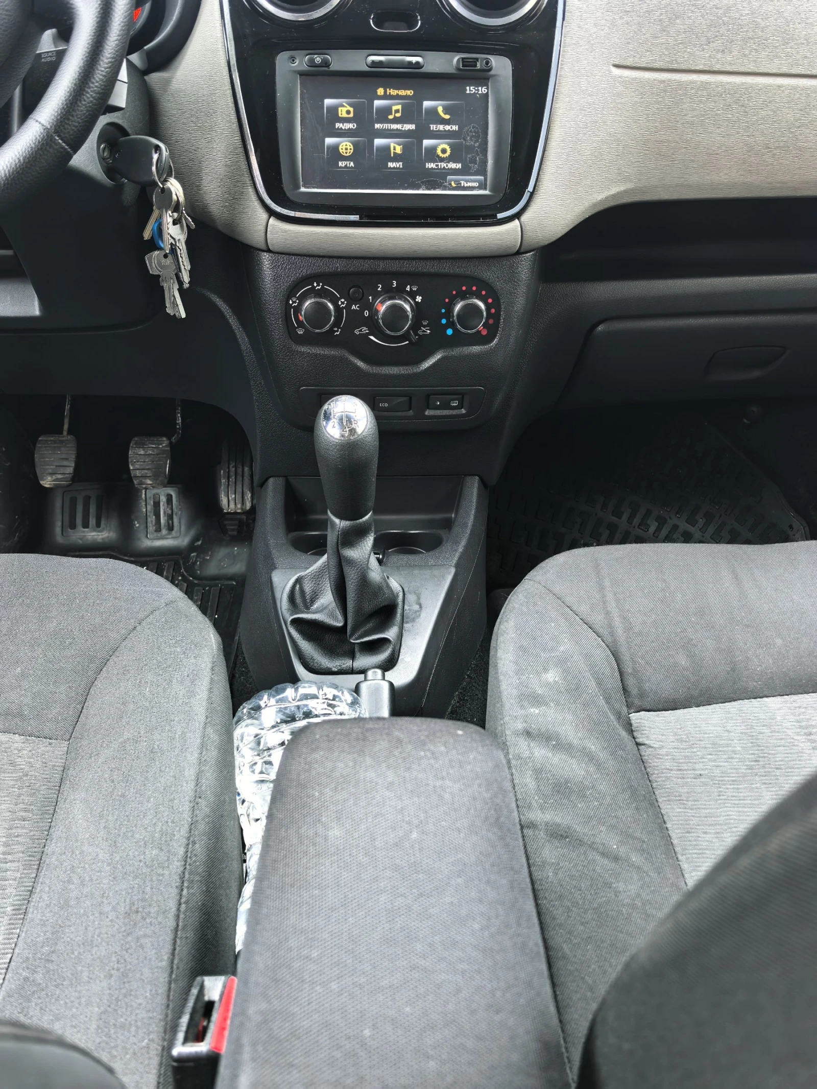 Dacia Dokker 1.5 90hp, снимка 8 - Автомобили и джипове - 55375900