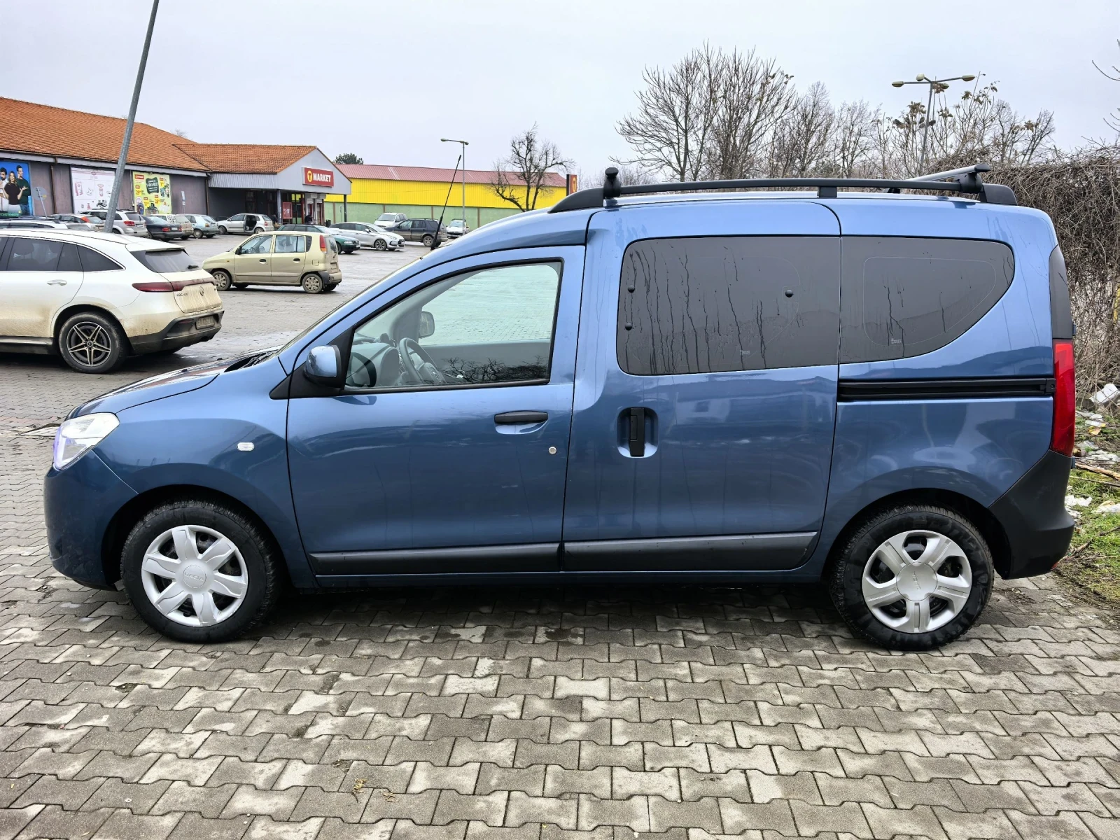 Dacia Dokker 1.5 90hp, снимка 4 - Автомобили и джипове - 55375900