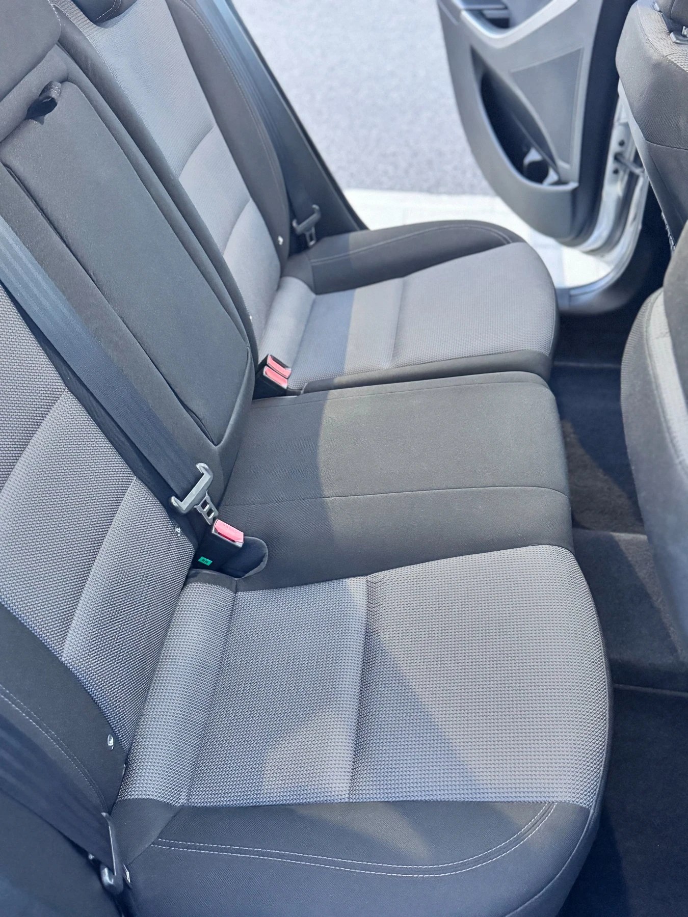 Hyundai I30 1.6 GDI facelift, снимка 10 - Автомобили и джипове - 55904656