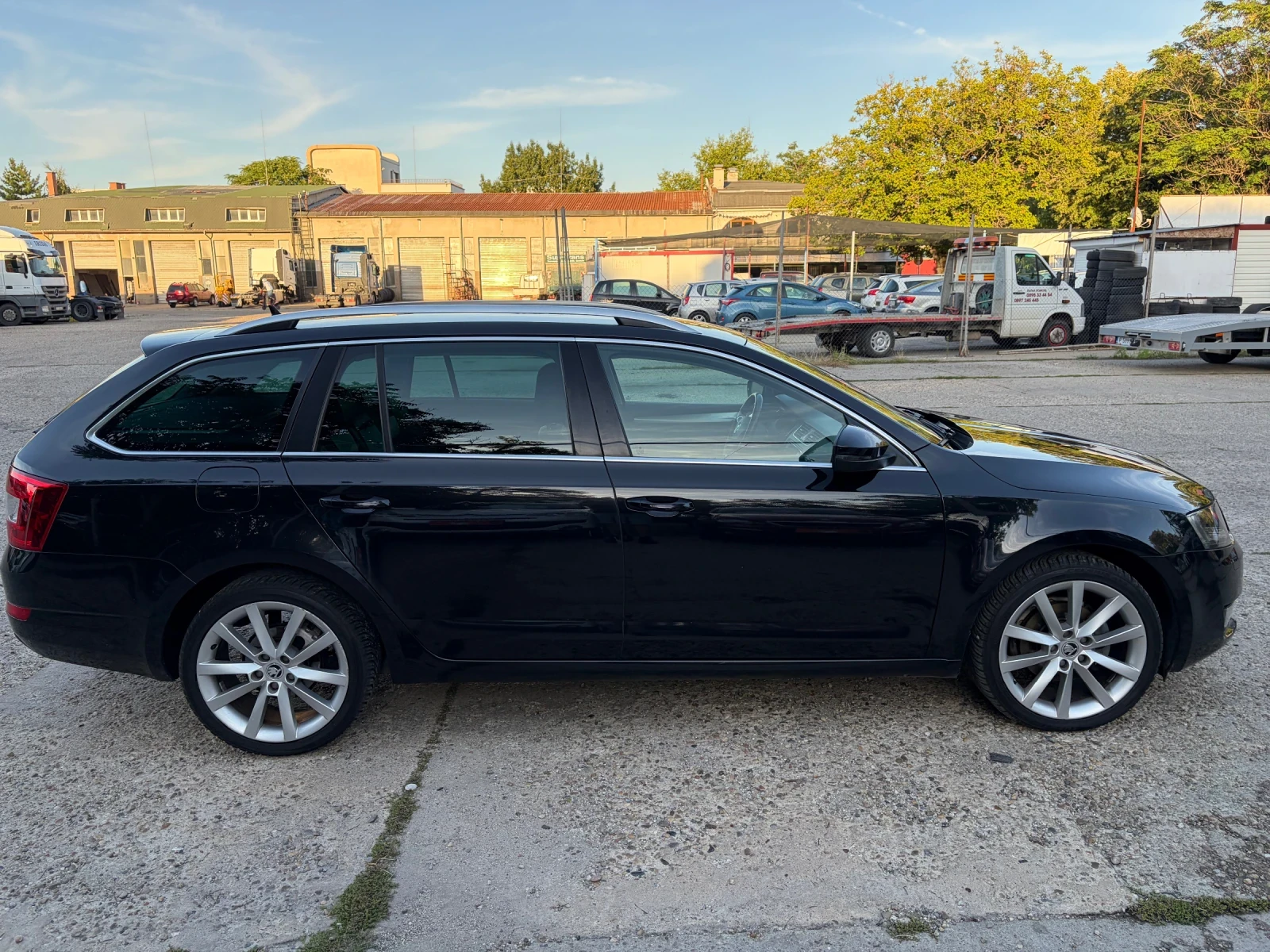 Skoda Octavia 1.6 TDI, снимка 4 - Автомобили и джипове - 56082027