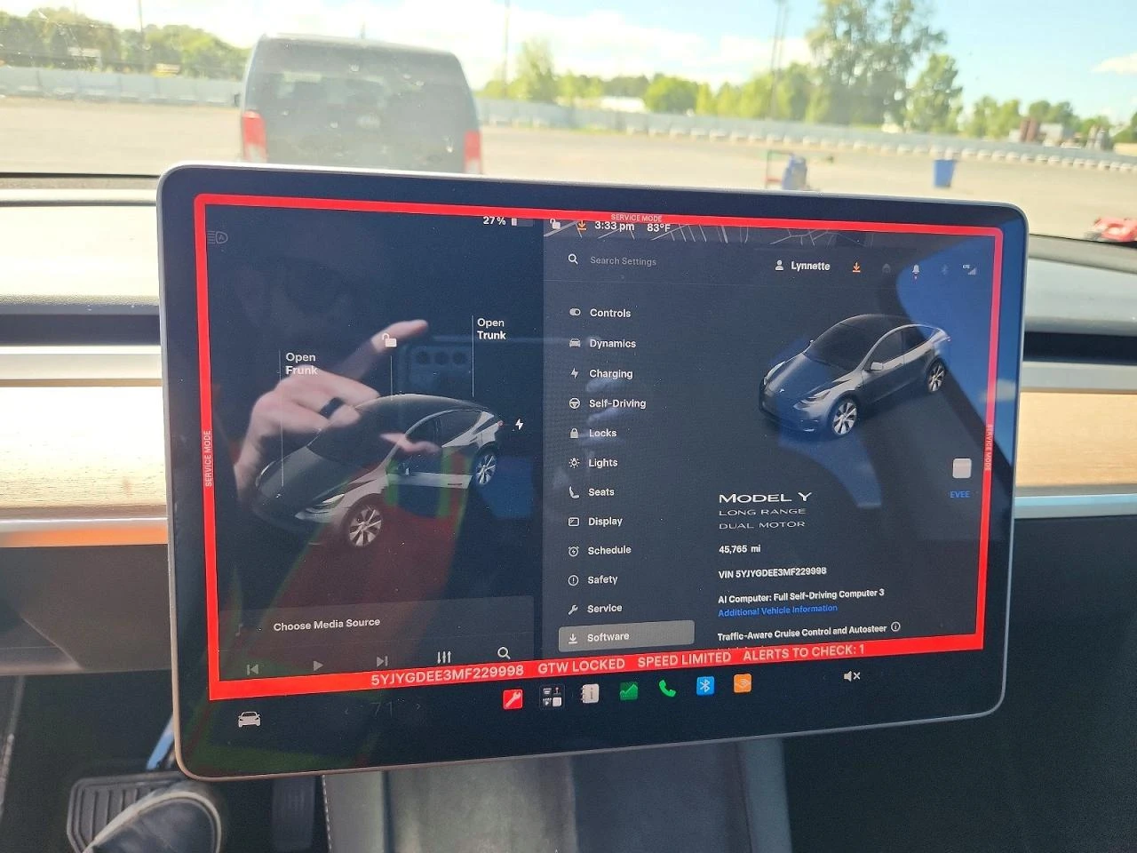 Tesla Model Y LONG RANGE DUAL MOTOR ALL-WHEEL DRIVE, снимка 9 - Автомобили и джипове - 56222536