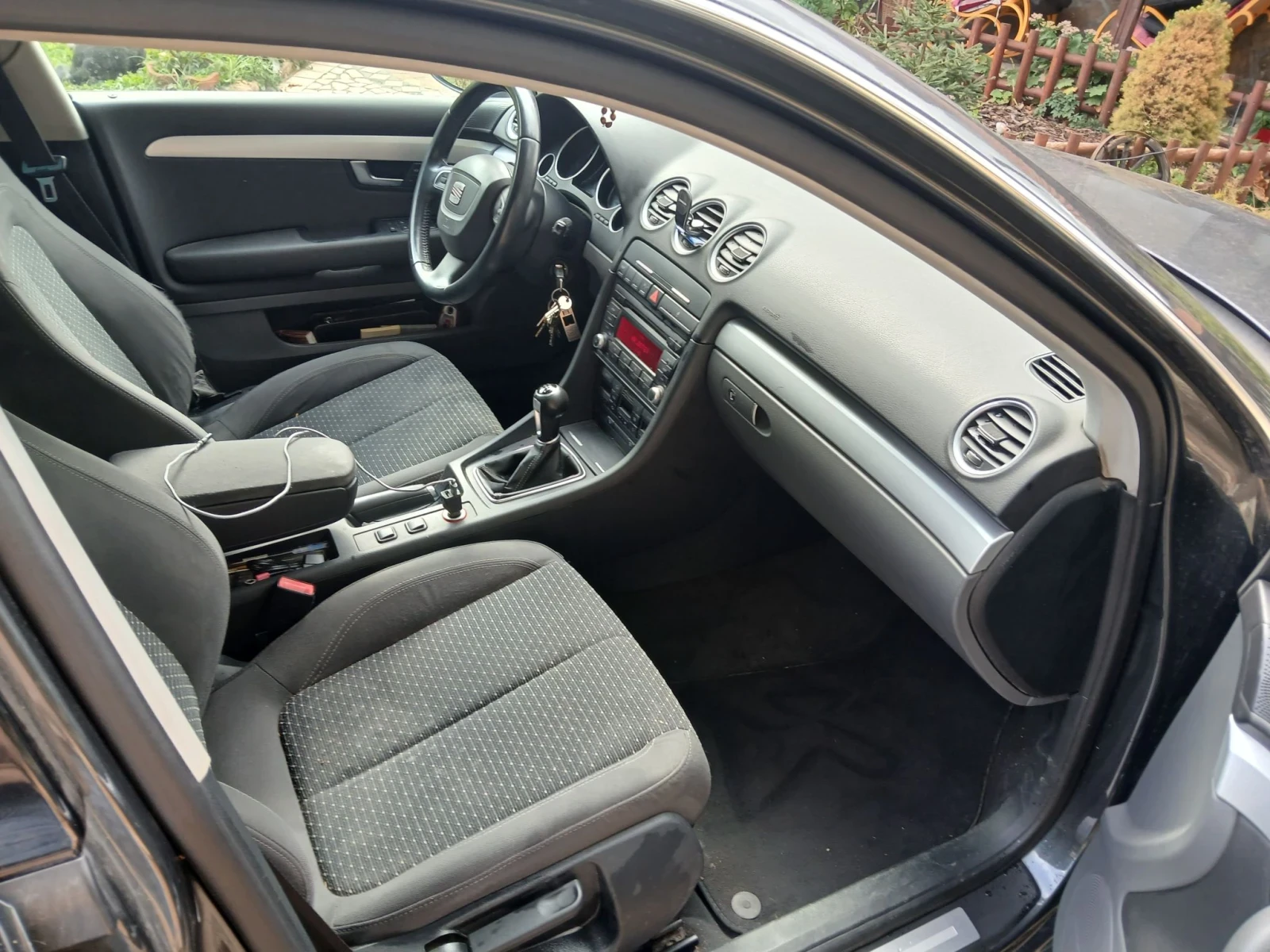 Seat Exeo 1.9 tdi , снимка 7 - Автомобили и джипове - 56295162
